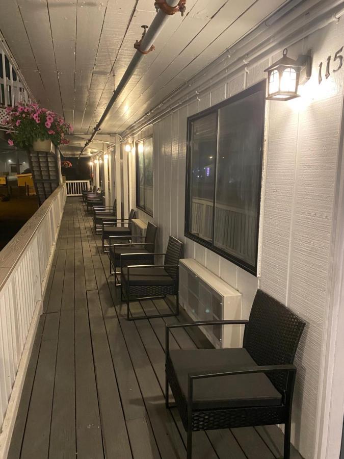 Ways Motel Hampton Extérieur photo